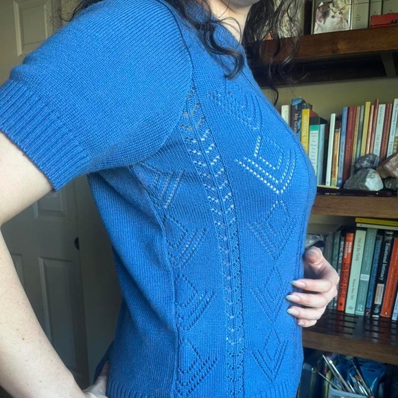 BLUE KNIT VINTAGE SHORT SLEEVE BLOUSE - Picture 3 of 4